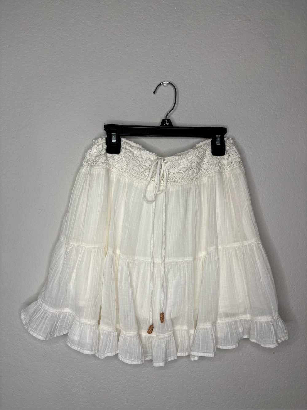 Free People Tiered White Cotton Skirt with Crochet Waist Size Medium